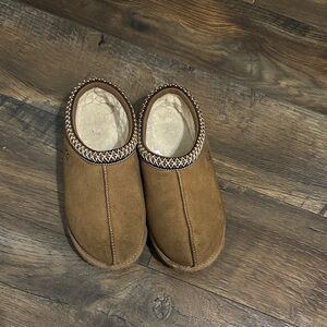 UGG Tasman II Slipper Chestnut (Kids) size 4